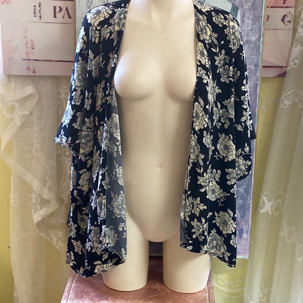 Brandy Melville Floral Navy Wrap Cardigan